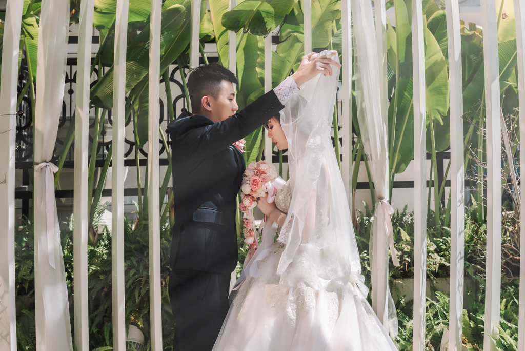 婚禮紀錄｜搶先看｜高雄婚攝｜拜別父母｜類婚紗｜高雄林皇宮｜一次進場｜迎娶午宴｜俊頡 ＆ 鈺涵｜
